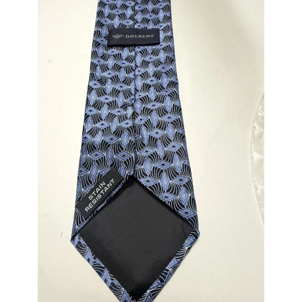 Dockers Mens Silk Tie Blue Black Geometric Diamond Stain Resistant Hand Made